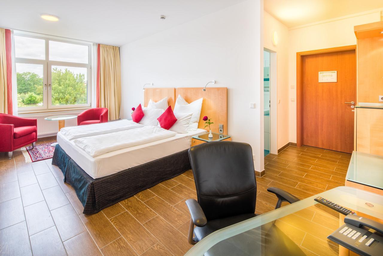Taba Hotel Kellinghusen エクステリア 写真